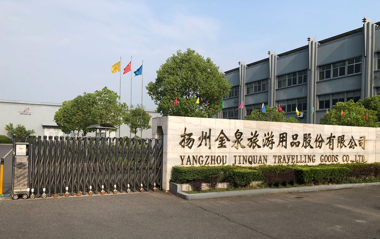 選購反擊式破碎機(jī)需要注意哪些細(xì)節(jié)